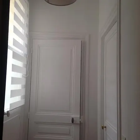 Studio Parisien La Bourdonnais Apartment *